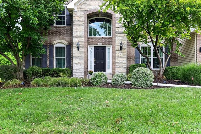 704 Knollshire Way Court, Dardenne Prairie, MO 63368