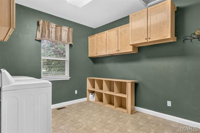 704 Knollshire Way Court, Dardenne Prairie, MO 63368