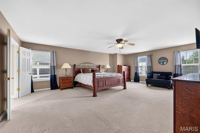 704 Knollshire Way Court, Dardenne Prairie, MO 63368