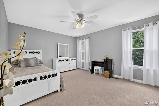 704 Knollshire Way Court, Dardenne Prairie, MO 63368