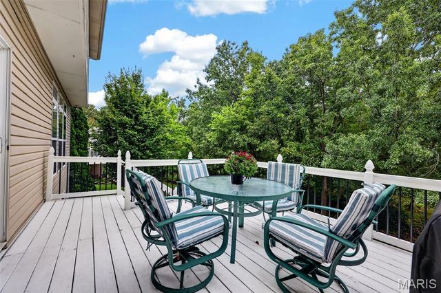 704 Knollshire Way Court, Dardenne Prairie, MO 63368