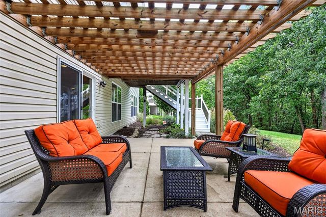 704 Knollshire Way Court, Dardenne Prairie, MO 63368