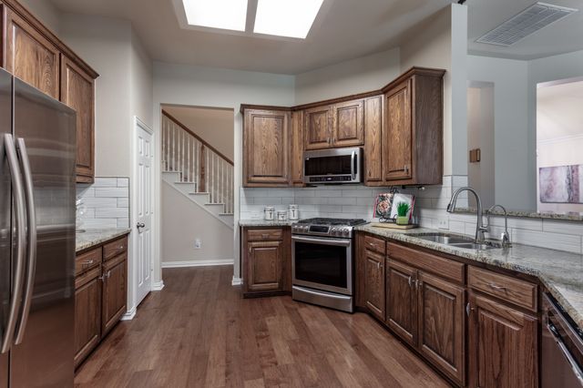 225 Red Bluff Drive, Hickory Creek, TX 75065