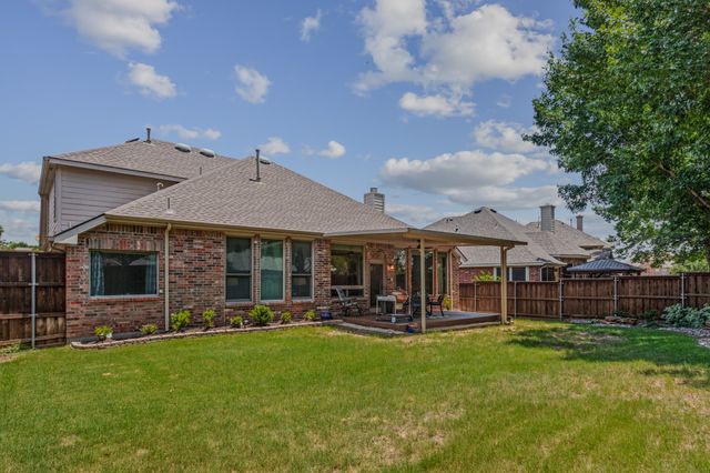 225 Red Bluff Drive, Hickory Creek, TX 75065