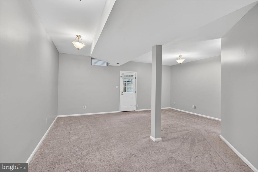 Image 32 of property listing at 1315 HIDDEN BROOK CT, Abingdon, MD 21009