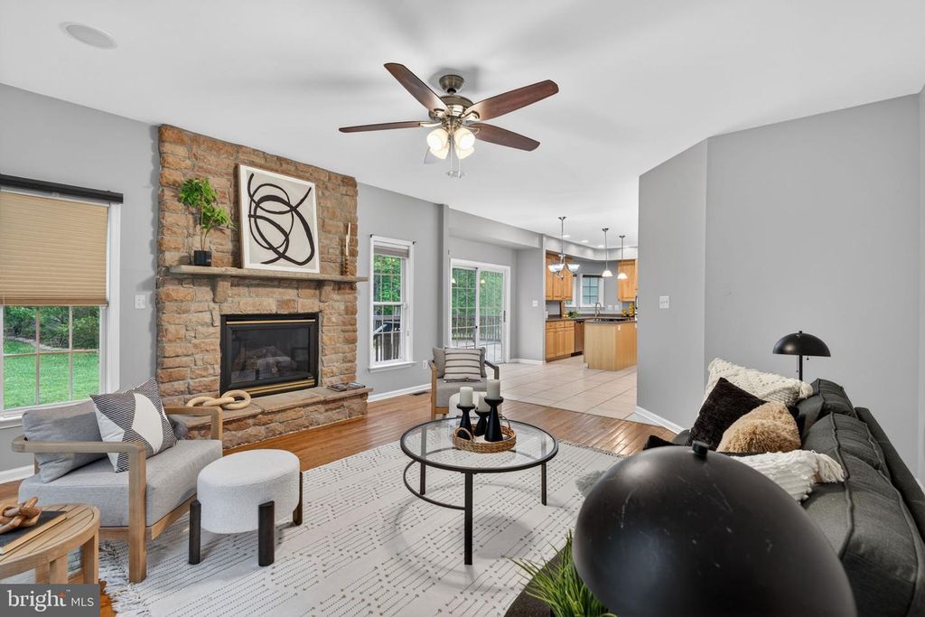 Image 8 of property listing at 1315 HIDDEN BROOK CT, Abingdon, MD 21009