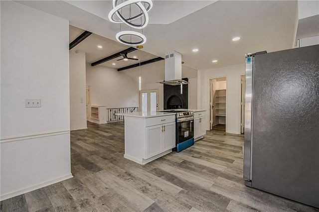 5210 S Mccoy Street, Independence, MO 64055