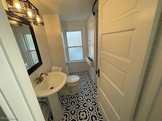 19151 Pasnow Avenue, Euclid, OH 44119