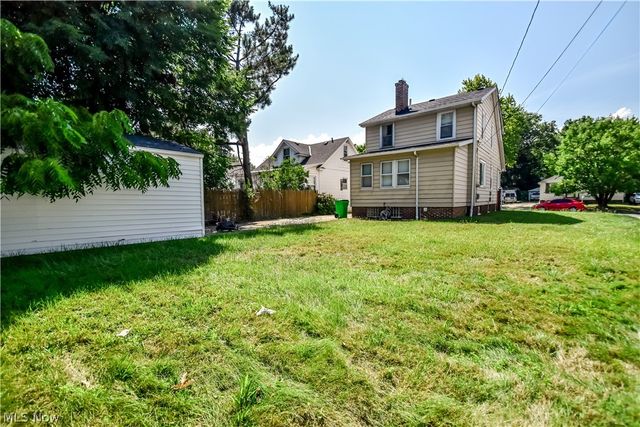19151 Pasnow Avenue, Euclid, OH 44119