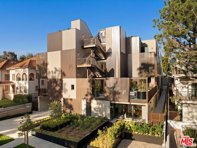 1264 N Harper Avenue PH 1, West Hollywood, CA 90046