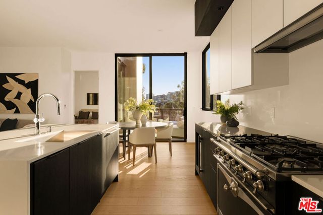 1264 N Harper Avenue PH 1, West Hollywood, CA 90046