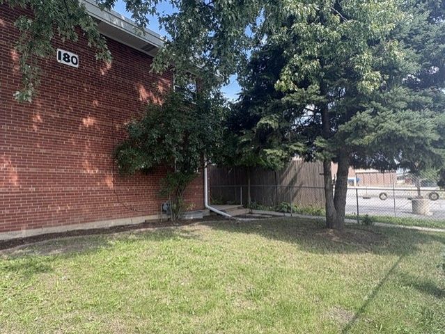 180 E Northwest Highway A, Des Plaines, IL 60016