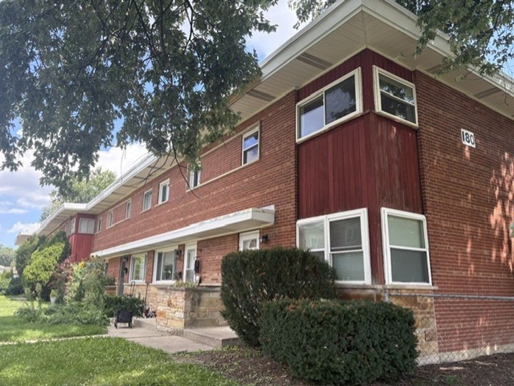 180 E Northwest Highway A, Des Plaines, IL 60016