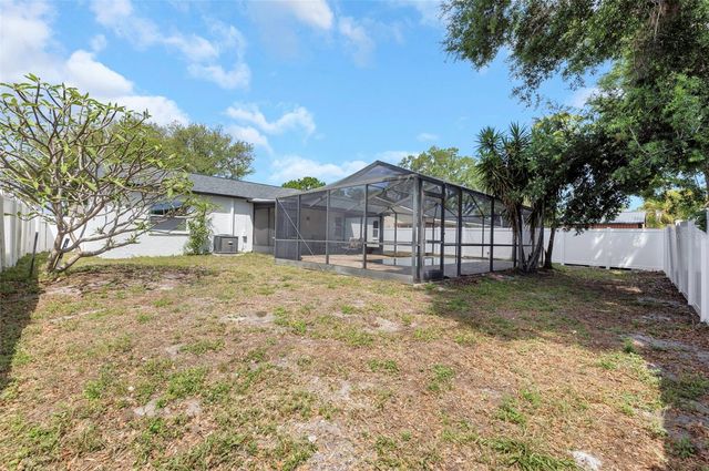 12909 PINEWAY DRIVE, Largo, FL 33773