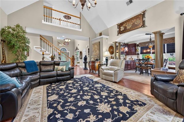 6685 Waterbury Way, Cumming, GA 30040
