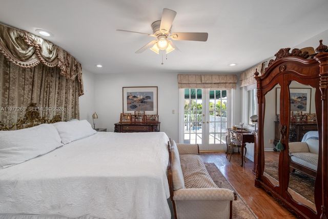 2046 NE 15th St, Fort Lauderdale, FL 33304