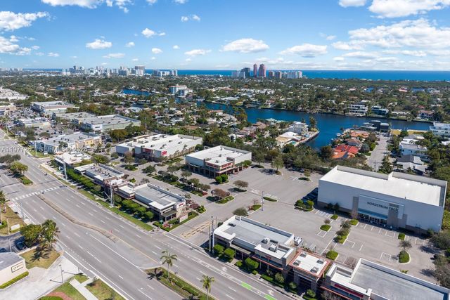 2046 NE 15th St, Fort Lauderdale, FL 33304