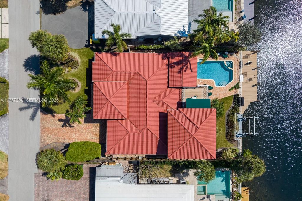 2046 NE 15th St, Fort Lauderdale, FL 33304