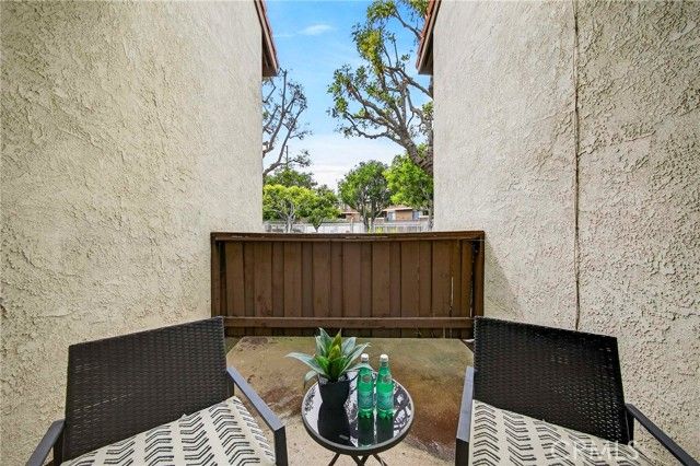 8615 Meadow Brook 101, Garden Grove, CA 92844