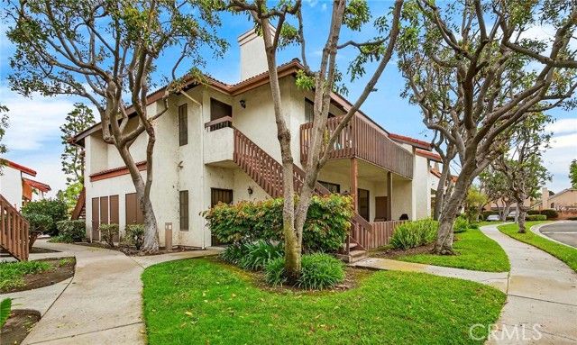 8615 Meadow Brook 101, Garden Grove, CA 92844