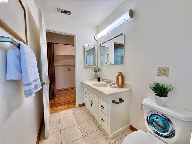 4118 Stanford Way, Livermore, CA 94550