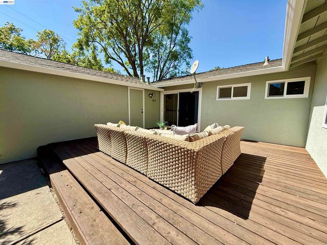 4118 Stanford Way, Livermore, CA 94550