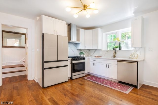 245 Midland Ave, East Orange City, NJ 07017