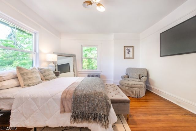 245 Midland Ave, East Orange City, NJ 07017