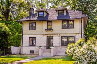 245 Midland Ave, East Orange City, NJ 07017