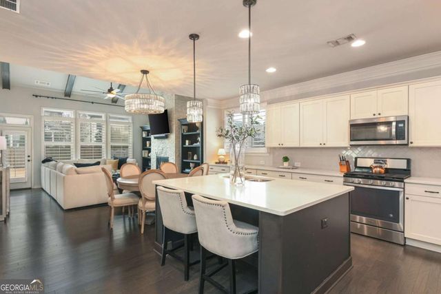 303 Aldene Court, Woodstock, GA 30188