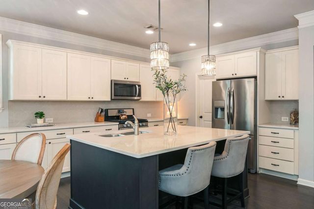 303 Aldene Court, Woodstock, GA 30188