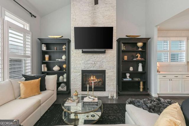 303 Aldene Court, Woodstock, GA 30188