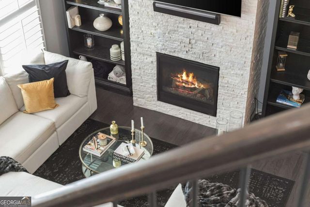 303 Aldene Court, Woodstock, GA 30188