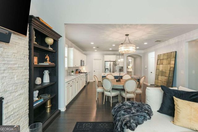 303 Aldene Court, Woodstock, GA 30188