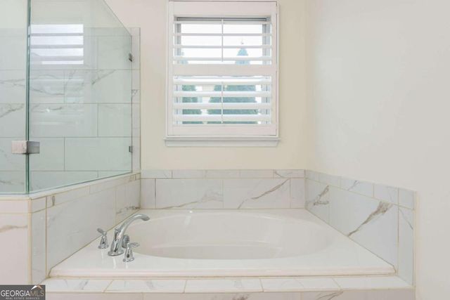 303 Aldene Court, Woodstock, GA 30188