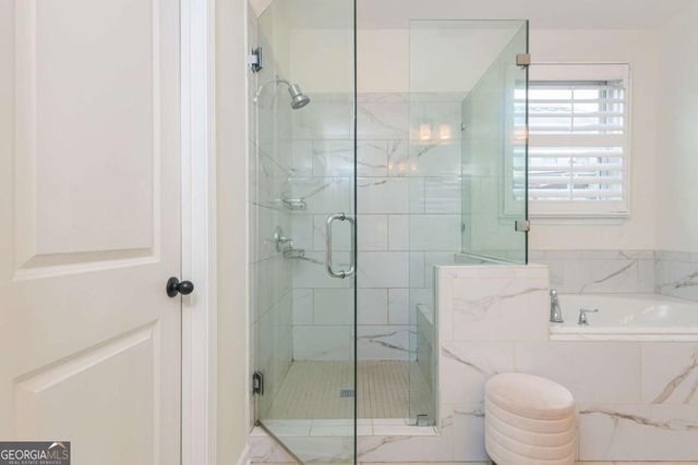 303 Aldene Court, Woodstock, GA 30188