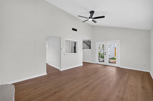 10102 Old Towne Lane, Sugar Land, TX 77498