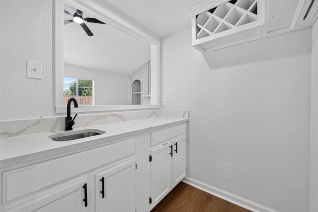 10102 Old Towne Lane, Sugar Land, TX 77498