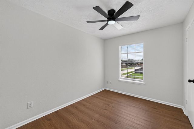 10102 Old Towne Lane, Sugar Land, TX 77498