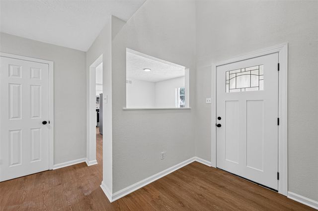 10102 Old Towne Lane, Sugar Land, TX 77498