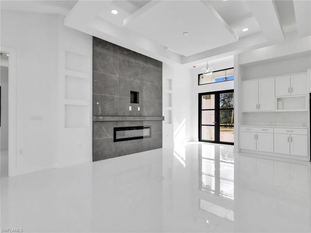 2514 36th ST SW, Lehigh Acres, FL 33976