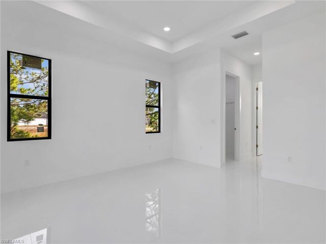 2514 36th ST SW, Lehigh Acres, FL 33976