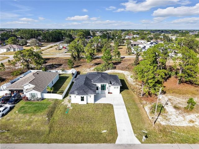 2514 36th ST SW, Lehigh Acres, FL 33976