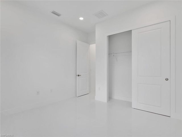 2514 36th ST SW, Lehigh Acres, FL 33976