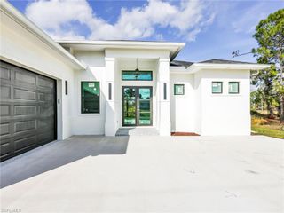 2514 36th ST SW, Lehigh Acres, FL 33976