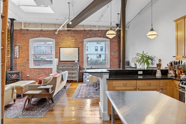 150 Lincoln Street 6A, Boston, MA 02111