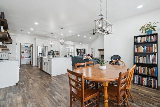 7281 Emmarie Lane, Davis, OK 73030