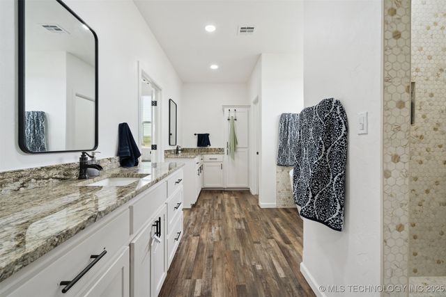 7281 Emmarie Lane, Davis, OK 73030