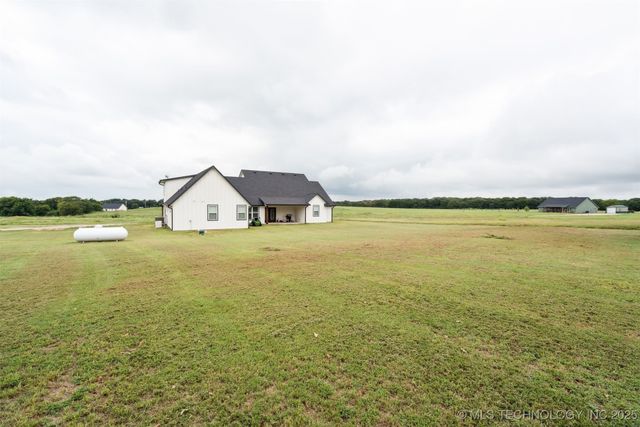 7281 Emmarie Lane, Davis, OK 73030