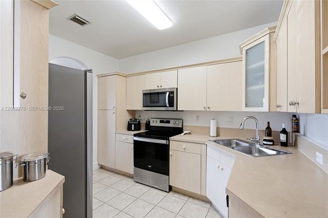 22470 SW 103rd Ave, Cutler Bay, FL 33190